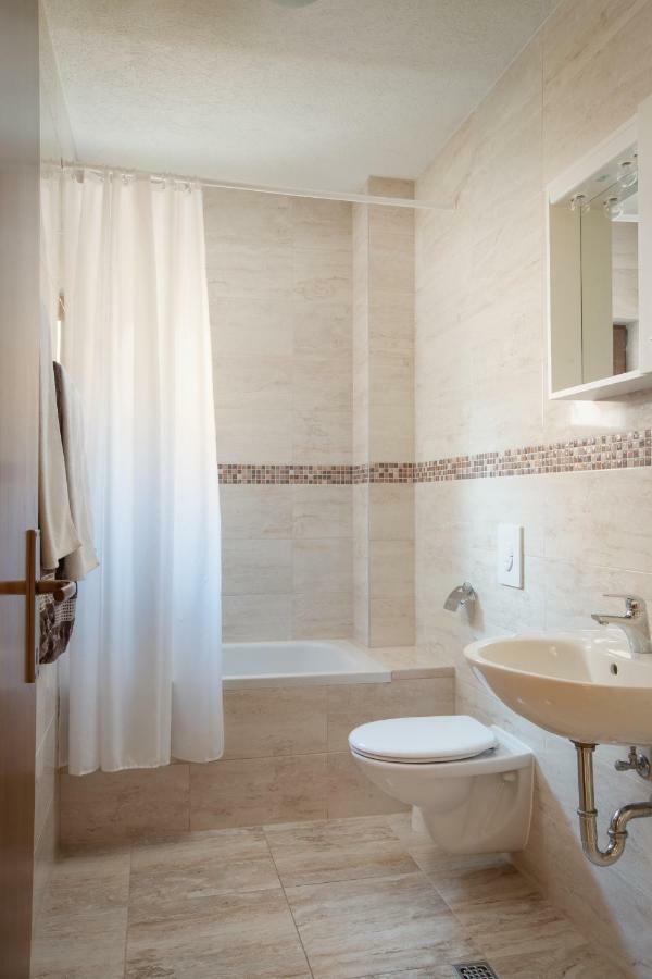 מאקרסקה Apartments Kate מראה חיצוני תמונה