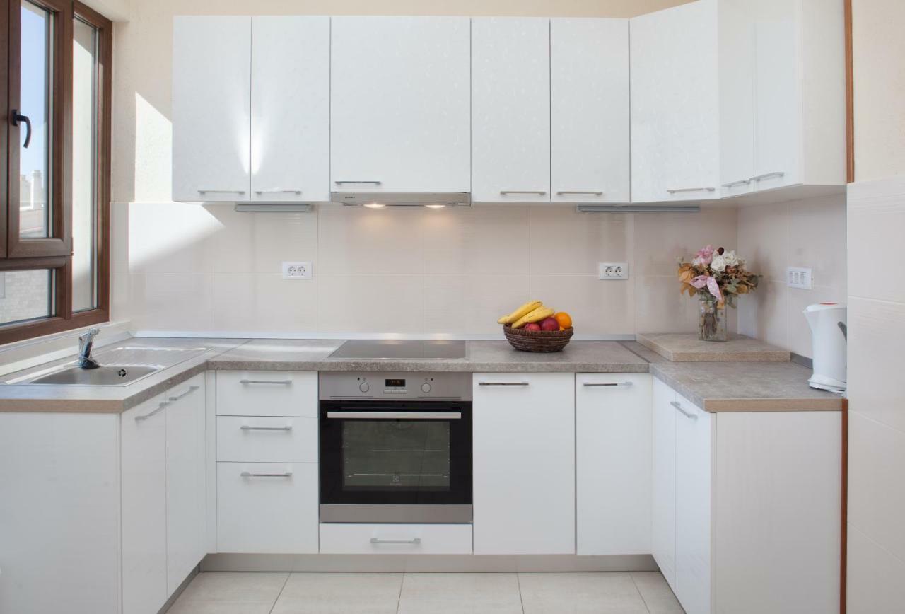 מאקרסקה Apartments Kate מראה חיצוני תמונה