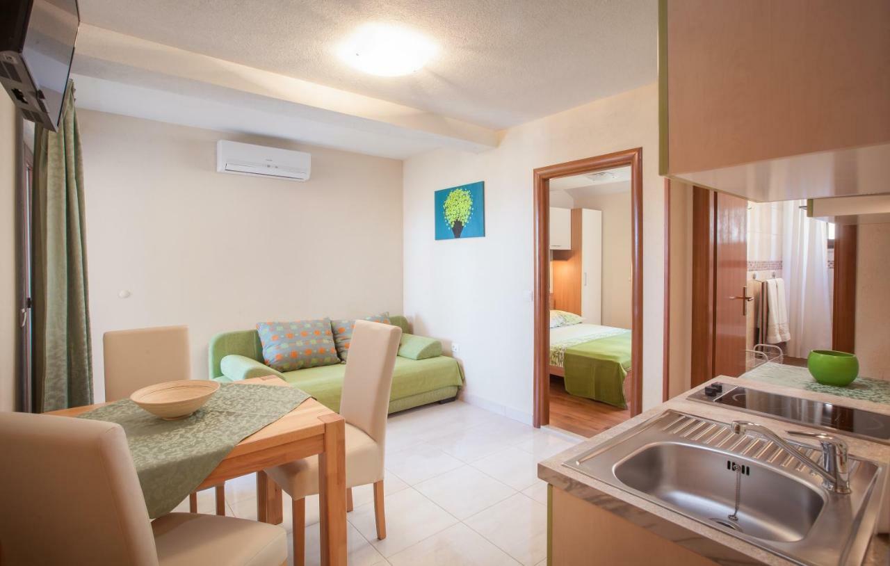 מאקרסקה Apartments Kate מראה חיצוני תמונה