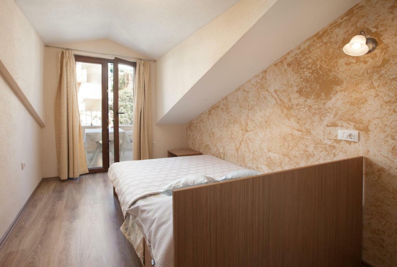 מאקרסקה Apartments Kate מראה חיצוני תמונה