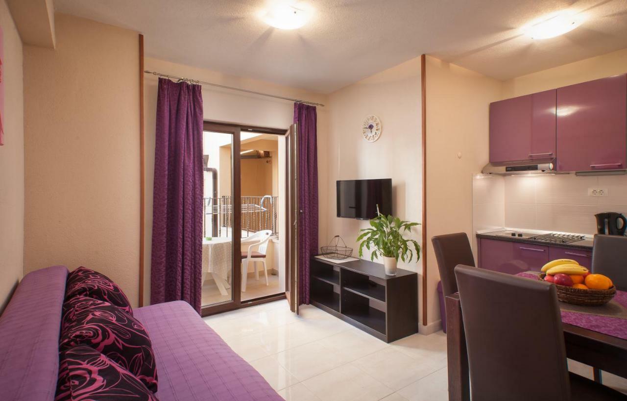 מאקרסקה Apartments Kate מראה חיצוני תמונה