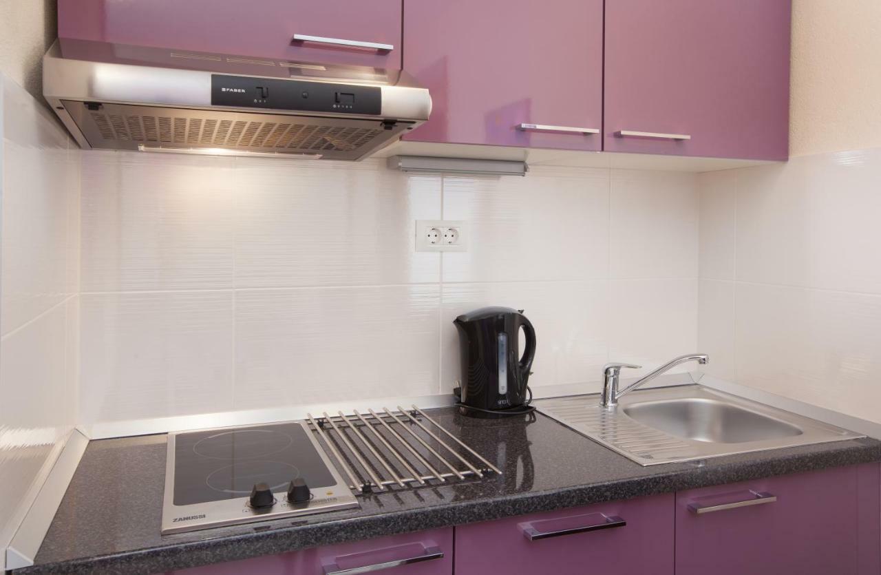 מאקרסקה Apartments Kate מראה חיצוני תמונה