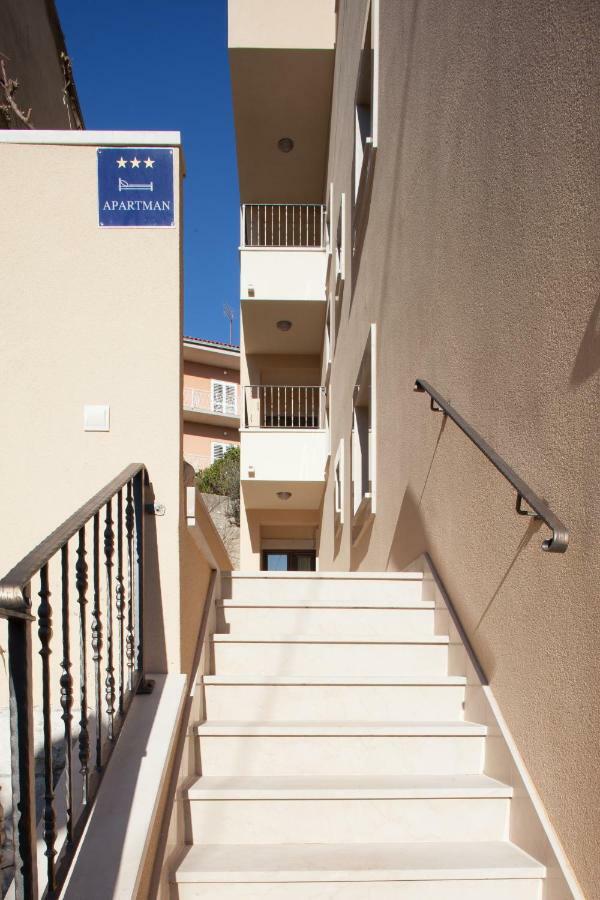 מאקרסקה Apartments Kate מראה חיצוני תמונה