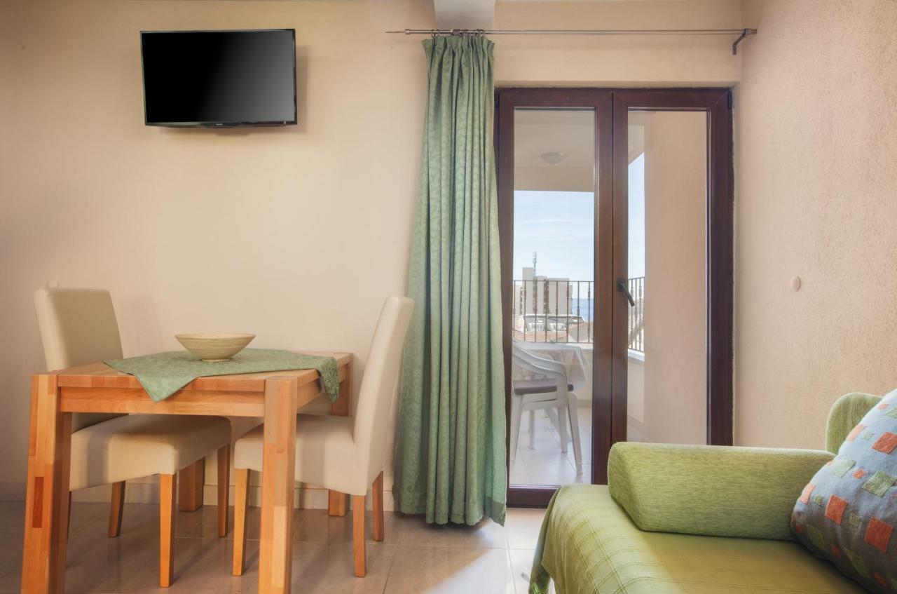 מאקרסקה Apartments Kate מראה חיצוני תמונה